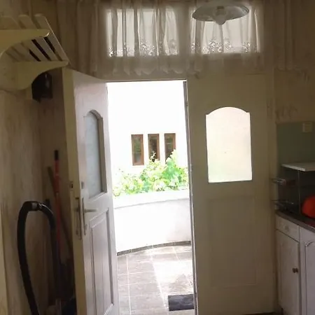 студио наде